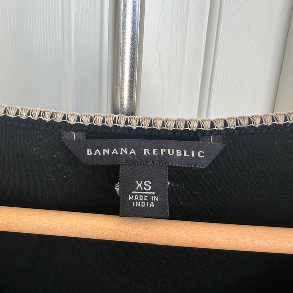 Black 3/4 length sleeves t shirt ,gently worn . - Picture 4 of 6